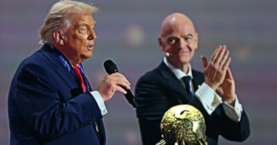 Copertina di Mondiali, la conferma di Infantino: “Trump consegnerà il trofeo in finale. Lo farà con me, noi siamo sempre insieme”