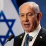 Copertina di Processo per corruzione, l’ultimo atto di Netanyahu “Bibi-sconi”: “Io, perseguitato dai pm per 10 anni”