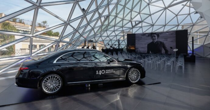 Mercedes Classe S, a Roma il debutto dell’ammiraglia a prova di domani
