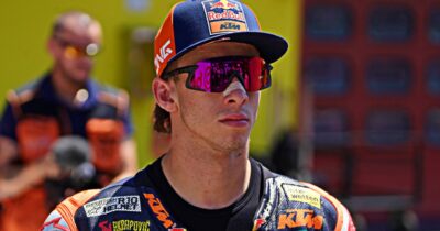 Copertina di Ducati ci impiega meno di due ore a dimenticare Bagnaia: ufficiale l’arrivo di Acosta. “In coppia con Marquez è il completamento ideale del team”