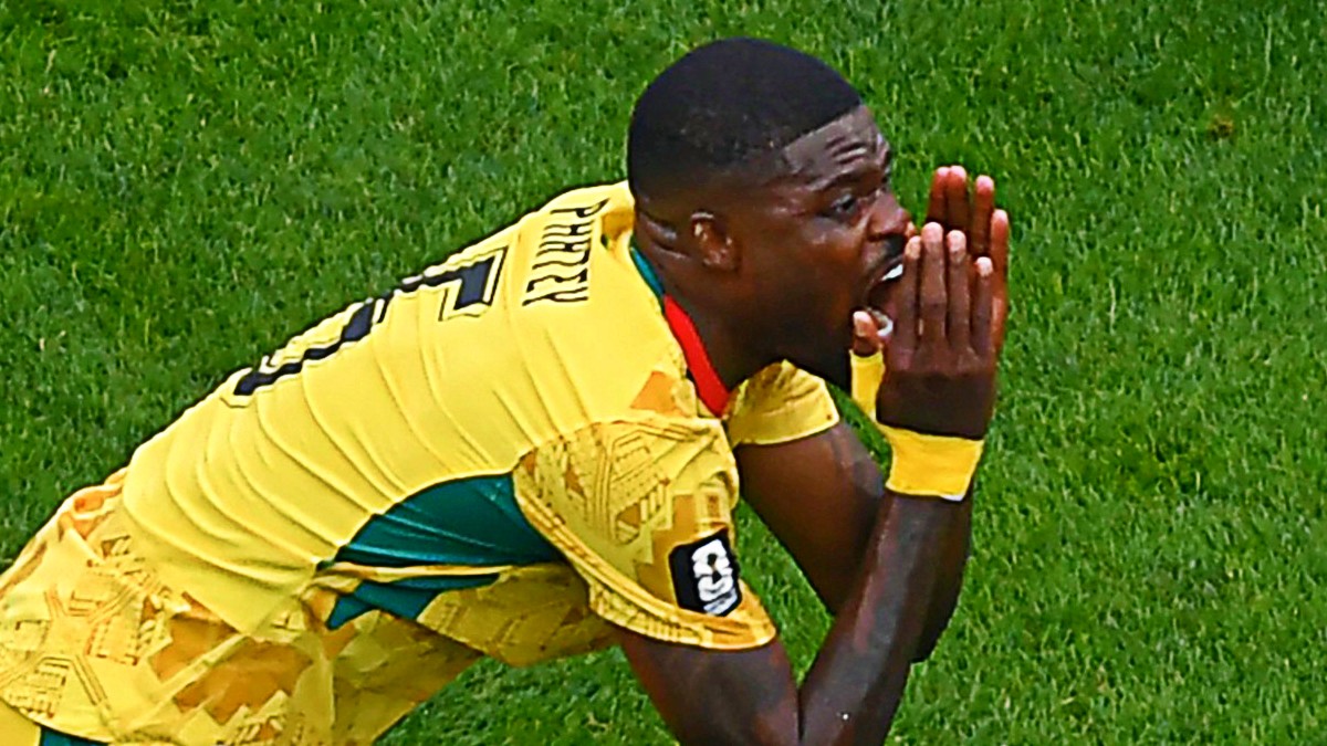 sette capi d8217accusa per stupro per thomas partey l8217inglese spence non gli stringe la mano il pubblico lo fischia da Ilfattoquotidiano.it sette capi d8217accusa per stupro per thomas partey l8217inglese spence non gli stringe la mano il pubblico lo fischia