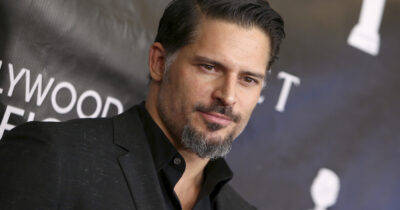 Copertina di “Ho avuto una malattia mortale. Sono stato mesi sotto l’effetto di pesanti farmaci, ho subito interventi chirurgici. Il corpo era mutilato. Mi sono rivolto anche agli sciamani”: lo rivela Joe Manganiello