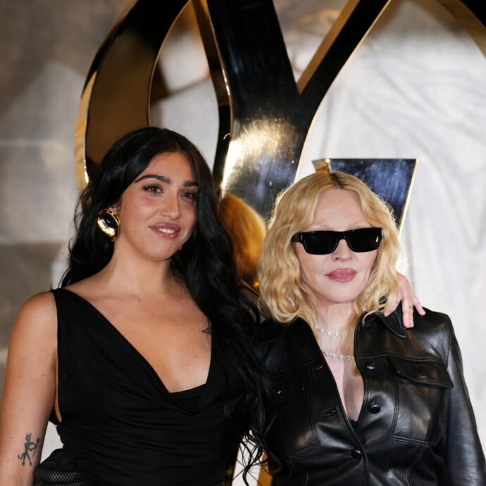“Mi ha proposto di scrivere una canzone insieme, è stato un momento importante”: Madonna e la figlia Lourdes Maria fanno pace dopo gli screzi in famiglia