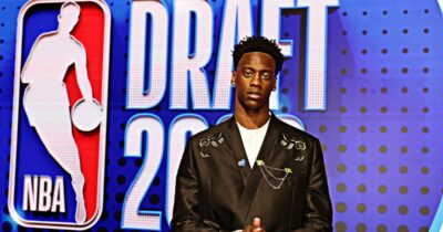Copertina di Un mini canestro di Spiderman e i tiri dal letto: così è nata la passione per il basket di AJ Dybantsa, prima scelta del draft NBA