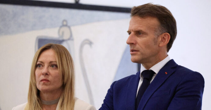 Meloni a Nizza, prove di disgelo con Macron. “Tra Italia e Francia relazioni solide”