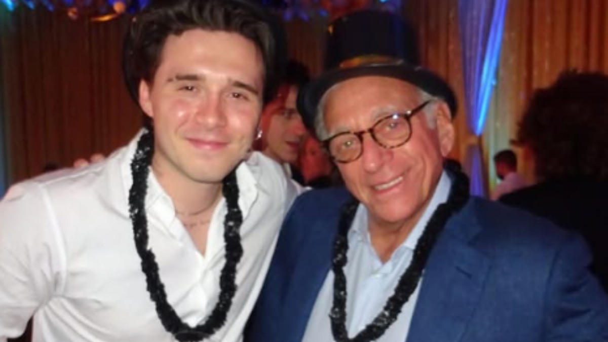 Brooklyn Beckham snobba papà David ma celebra il suocero Nelson Peltz: “Ti voglio tanto bene, grazie per essere il migliore”