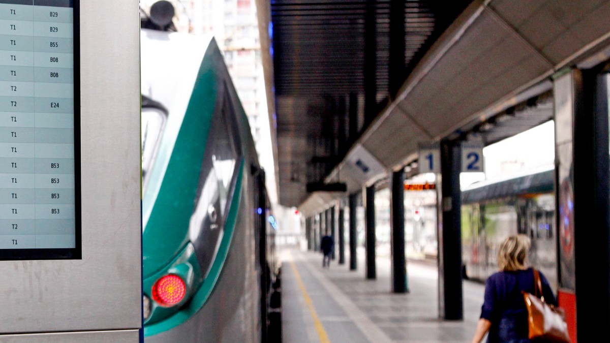 https://st.ilfattoquotidiano.it/wp-content/uploads/2026/06/25/treni-malpensa.jpg