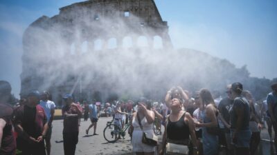 Copertina di Caldo e black-out: è  ora di rifare le città