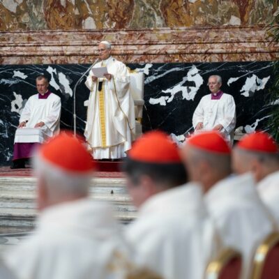 Copertina di “Ho bisogno del vostro appoggio: forte, esplicito e pubblico”. L’operazione di Papa Leone XIV con i cardinali per ricompattare la Chiesa