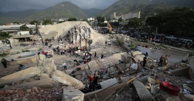 Copertina di Terremoto in Venezuela, almeno 900 morti: anche quattro italo-venezuelani. Oltre 50mila i dispersi. Gli Usa allentano le sanzioni