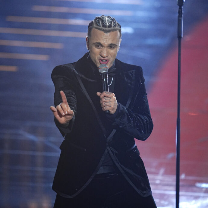 Radio Italia Live sfida il caldo e sbarca a Palermo: la scaletta con Samurai Jay, Achille Lauro, Pinguini Tattici Nucleari e Irama. Dove vedere lo show e come