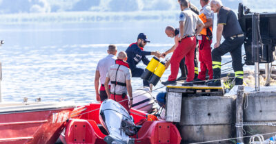 Copertina di Lago di Vico, in azione rover subacqueo nei fondali per cercare Luigi Cavallari. Acque subito fredde e poca visibilità