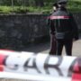 Copertina di Parla con una donna per strada, l’ex fidanzato lo pesta con calci e pugni. Morto un 46enne, fermato l’aggressore per omicidio
