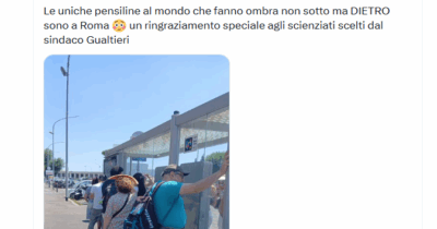 Copertina di “Le pensiline a Roma fanno ombra dietro e non sotto, complimenti a Gualtieri”: il post del consigliere leghista scatena i social