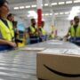 Copertina di Il capannone vuoto e le assunzioni mai arrivate: a Gioia Tauro la legge dei Piromalli imposta pure ad Amazon