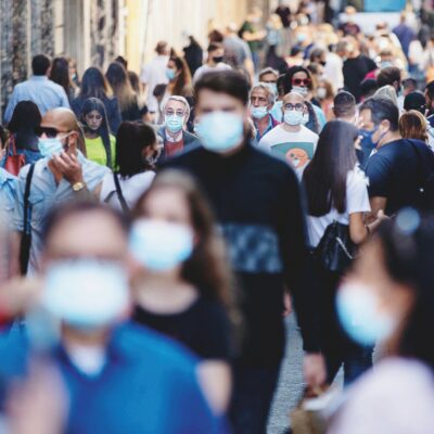 Copertina di Mossa di Conte: si dimette per farsi sentire sul Covid