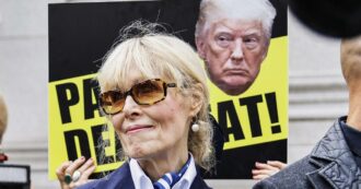 Copertina di Trump e la causa per abusi sessuali, respinto il ricorso: via libera a 5 milioni di risarcimento alla scrittrice E. Jean Carroll