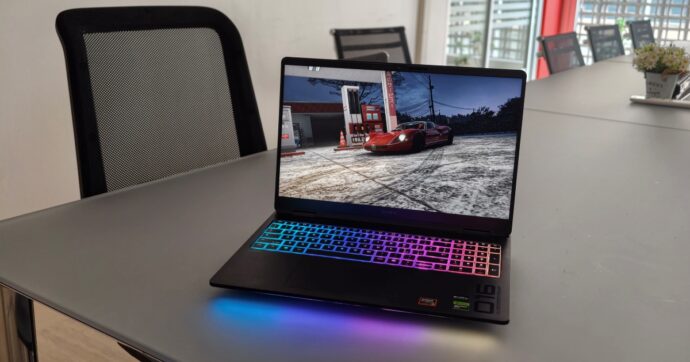 HP Omen MAX 16: abbiamo provato il notebook da gaming dell’azienda statunitense con prestazioni da desktop di fascia alta