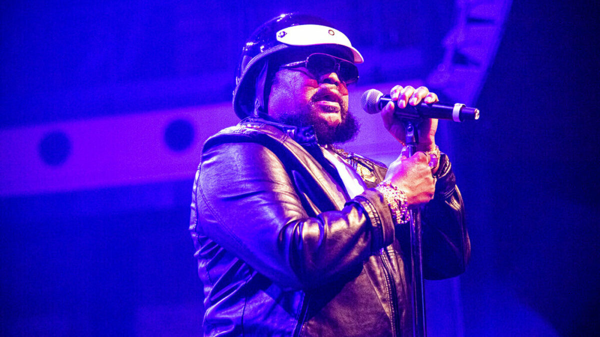 200 morto victor willis il frontman dei village people aveva una malattia breve ma aggressiva il decesso avvenuto il giorno prima del 75esimo compleanno da Ilfattoquotidiano.it 200 morto victor willis il frontman dei village people aveva una malattia breve ma aggressiva il decesso avvenuto il giorno prima del 75esimo compleanno