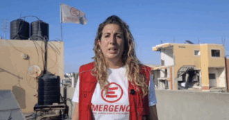 Copertina di “A Gaza presi d’assalto i camion con le taniche di acqua, le persone vivono con appena 6 litri al giorno”: la testimonianza di Emergency dalla Striscia