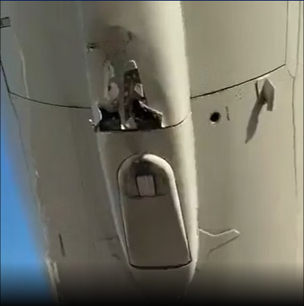 aereo raschia la pista e ha un tailstrike scatta l8217atterraggio d8217emergenza l8217aeroporto di palma di maiorca paralizzato per ore voli dirottati sulle isole vicine da Ilfattoquotidiano.it aereo raschia la pista e ha un tailstrike scatta l8217atterraggio d8217emergenza l8217aeroporto di palma di maiorca paralizzato per ore voli dirottati sulle isole vicine