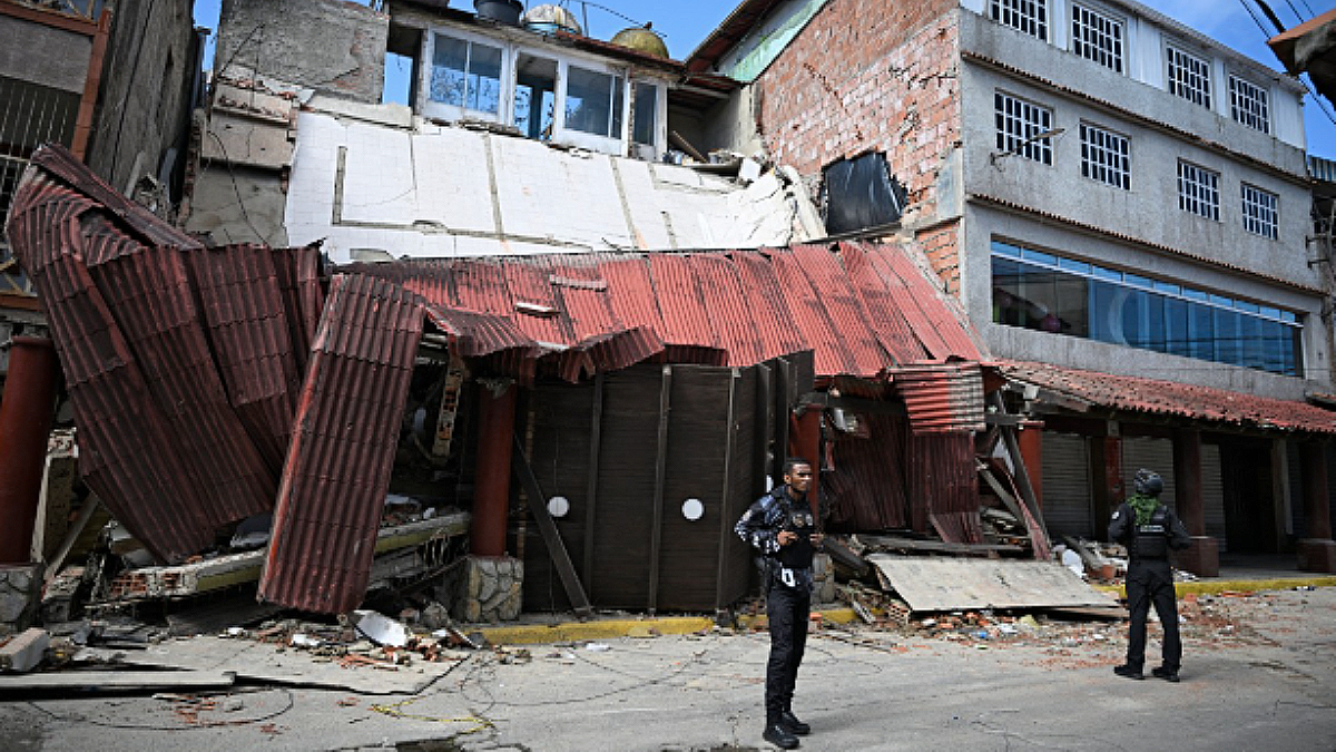 terremoto in venezuela tra censure ed estorsioni si assiste alla militarizzazione dei soccorsi da Ilfattoquotidiano.it terremoto in venezuela tra censure ed estorsioni si assiste alla militarizzazione dei soccorsi