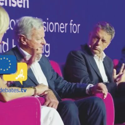 Copertina di Il “Kraken” Renzi: spot a sua insaputa e redditi top secret