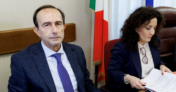 “De Luca ha mentito”: la denuncia di Li Gotti