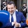 Copertina di Il Piano casa è legge con la fiducia, Salvini: “Ora si deve correre”. Le organizzazioni degli inquilini: “Inadeguato all’emergenza”