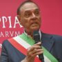Copertina di “Anche io sono malato, spero di farcela”: l’annuncio con la voce rotta di Clemente Mastella