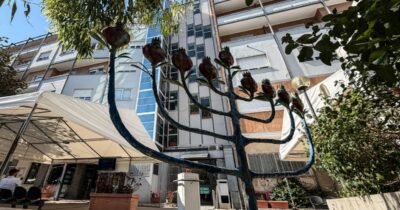 Copertina di Rubate 80 fiale di fentanyl dall’ospedale Israelitico di Roma, riunione d’urgenza a Palazzo Chigi: “Forte allarme”