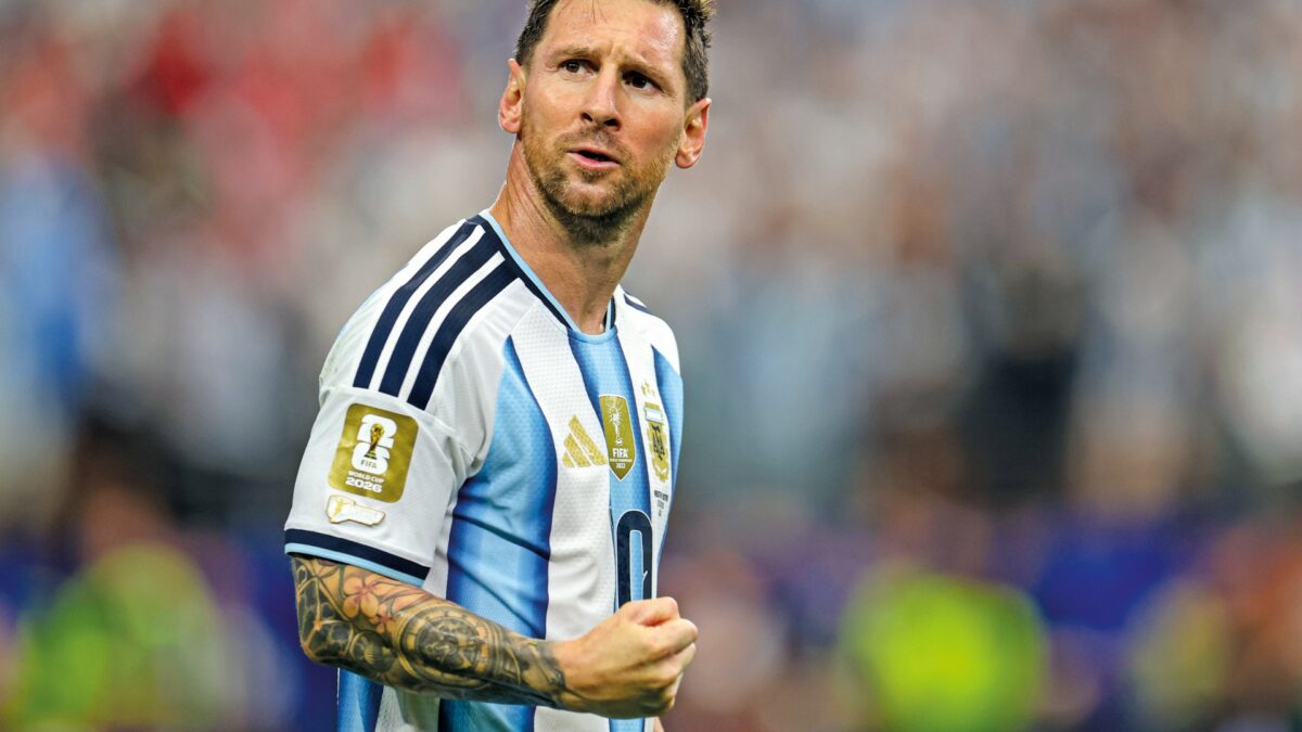 Milei e lo scandalo Adorni. Non basta Messi