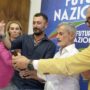 Copertina di Alemanno e Pozzolo insieme per inaugurare la sede di Futuro Nazionale a Biella: “Delmastro? I feudi non ci sono più”. Alla festa ex di Fdi e Lega: “Gli iscritti non arrivano solo da destra” | Video