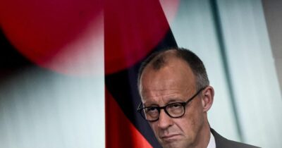 Copertina di Cosa c’è nel maxi pacchetto di riforme di Merz: su l’aliquota sui redditi alti per finanziare sgravi a quelli bassi, ma meno tutele dai licenziamenti