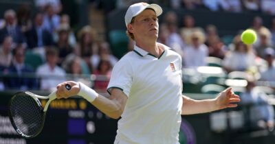 Copertina di Wimbledon, Sinner cresce: archiviata in due ore la pratica Brooksby. “Sono felice, ma devo gestire meglio alcune situazioni”