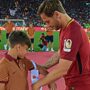 Copertina di La Roma non rinnova il contratto di Mattia Almaviva: era il bambino che fu scelto da Totti come suo erede