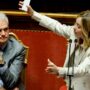 Copertina di Riforma della Pa: il governo blinda i  dirigenti “amici”  