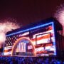 Copertina di Lo show dei record (e delle polemiche): 850mila fuochi d'artificio in 40 minuti