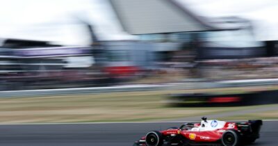 Copertina di Gp di Gran Bretagna, Leclerc vince davanti a Russell e Hamilton. Problemi alla Mercedes di Antonelli solo 16° (per penalità)