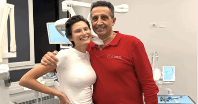 Copertina di “Gino Strada e Salvini ebbero mal di denti in contemporanea, feci in modo di non farli incontrare. Chiambretti tremava, curare Ronaldo una delle emozioni più grandi della mia vita”: parla “Il Dottor Sorriso”
