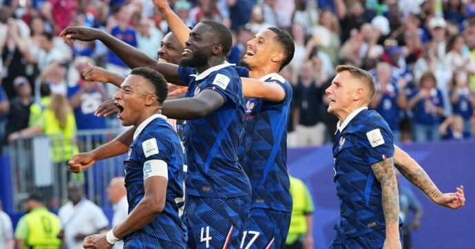 Mondiali, Francia batte Paraguay 1-0 con un rigore di Mbappé e accede ai quarti di finale: incontrerà il Marocco