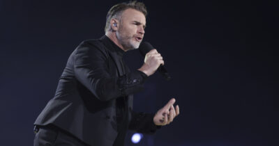 Copertina di “Sono sicuro che questo tour con i Take That non tornerà”: il messaggio di Gary Barlow allarma i fan