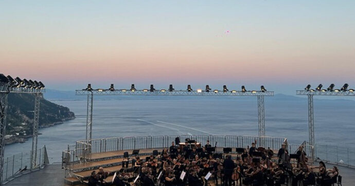 Al festival wagneriano di Ravello, il rumore di un bar oscura la grande musica: colpa anche del distrutturismo