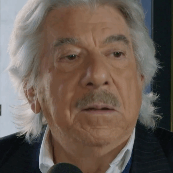 “Quando esci da un coma di 25 giorni, devi rimparare a vivere. Io ho avuto un’emorragia cerebrale, poi hanno scoperto che avevo un aneurisma, una mina vagante pronta a esplodere”: così Marco Columbro