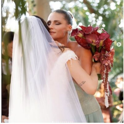Copertina di “Sei stata concepita durante un videoclip. Non è stato facile avere due genitori come noi, a volte eri tu la persona più adulta”: Michelle Hunziker ad Aurora Ramazzotti 