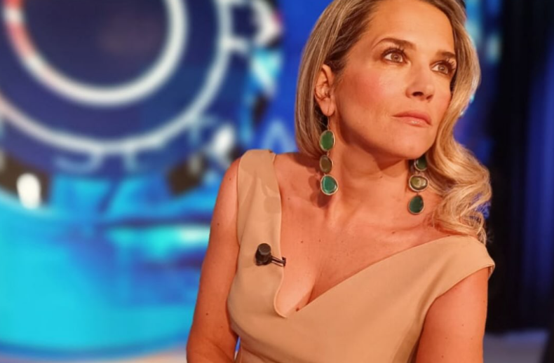 sto attraversando un periodo difficile la mia famiglia ha bisogno di me ci sono momenti nella vita in cui 232 giusto ascoltare i segnali8230 francesca barra lascia la conduzione di 4 di sera da Ilfattoquotidiano.it sto attraversando un periodo difficile la mia famiglia ha bisogno di me ci sono momenti nella vita in cui 232 giusto ascoltare i segnali8230 francesca barra lascia la conduzione di 4 di sera