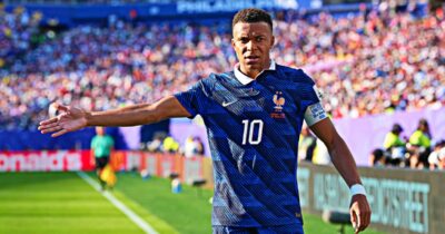 Copertina di Choc in Paraguay, insulti razzisti a Mbappé da una senatrice: “Succhiava noci di cocco anziché latte, gli esseri più istruiti che abbia mai ascoltato erano scimpanzé”. Lui risponde