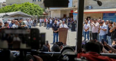 Copertina di Hamas scioglie il governo  per non finire disarmata
