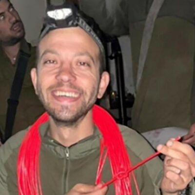 Copertina di “In Italia Ben Asulin, il soldato Idf  che demolì le case della Striscia”