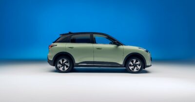 Copertina di Geely E2, la citycar EV costerà 19.900 euro. E la filiale italiana festeggia il suo primo anniversario